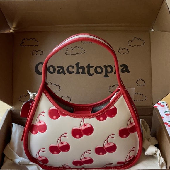 🍒 COACH ERGO SHOULDER BAG IN COACHTOPIA LEATHER WITH CHERRY PRINT - Picture 4 of 16